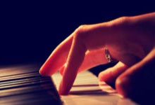 比佛利冰箱总部客服联系方式交流あ西红柿保鲜技巧：冰箱冷藏与保鲜盒哪个更合适？